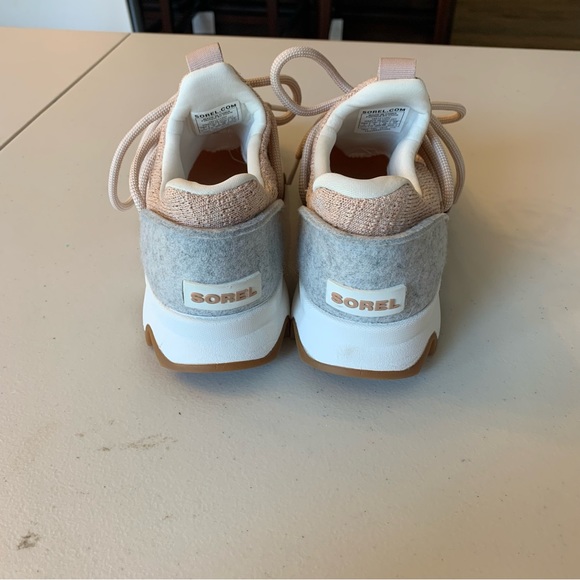 Sorel Women's Kinetic Lace Running Shoes Size 7 - Picture 3 of 11